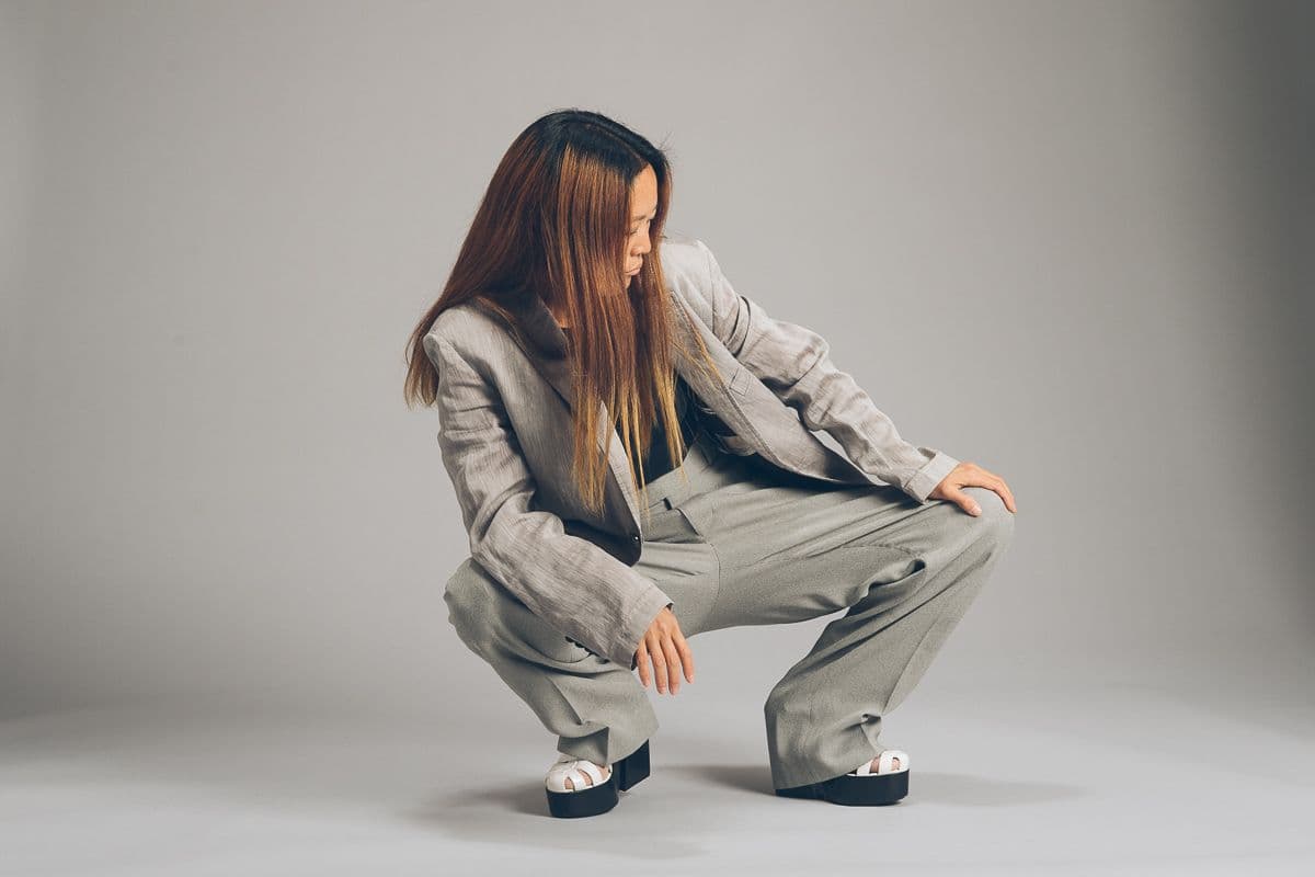 Foto der Künstlerin Honji Wang